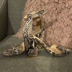 Brown /tan size 8 quipid snake heels , never worn , ankle  strap